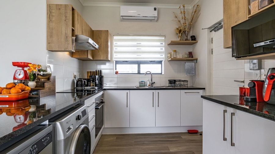 3 Bedroom Property for Sale in Burgundy Estate Western Cape